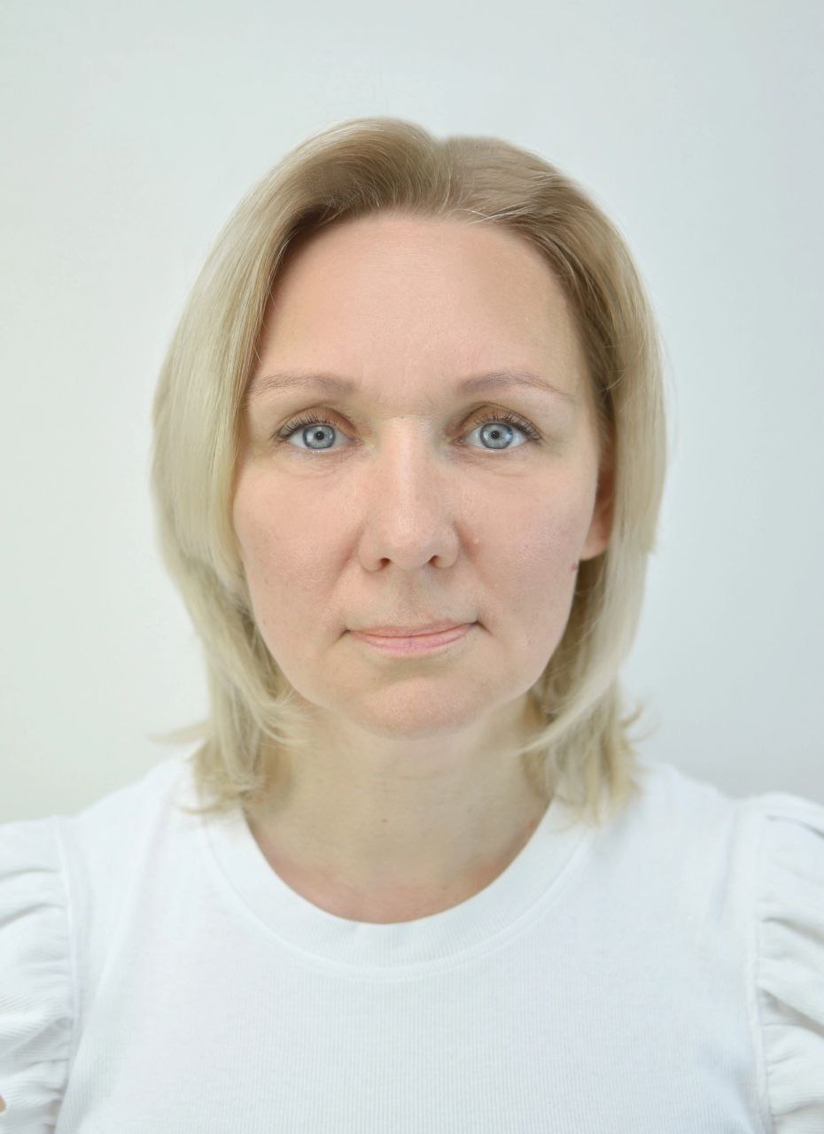 Соколова Юлия Николаевна.