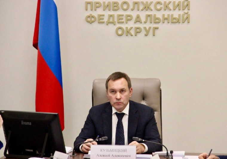 Опыт работы Межведомственной комиссии по легализации трудовых отношений в Кировской области отметили на окружном уровне. Опыт работы Межведомственной комиссии по легализации трудовых отношений в Кировской области отметили на окружном уровне.