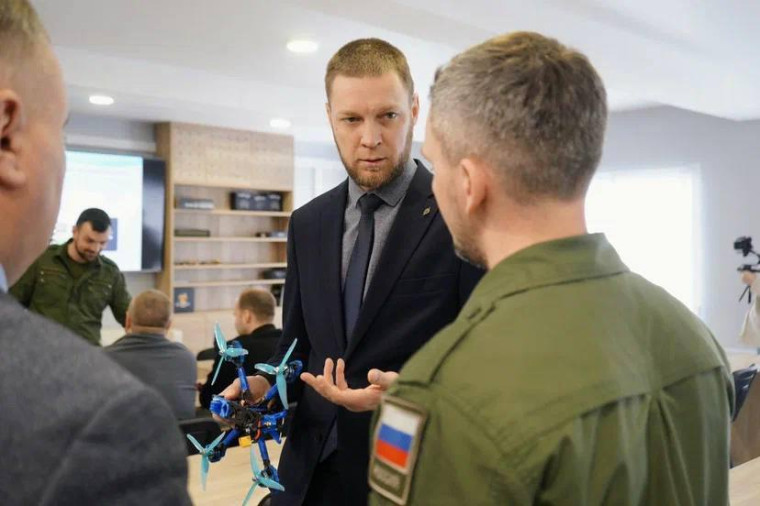 Регионы ПФО изучают опыт кировского центра беспилотных авиасистем. Регионы ПФО изучают опыт кировского центра беспилотных авиасистем.