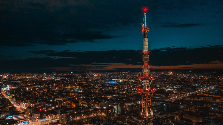 Кировская телебашня включит праздничную подсветку 1 мая. Кировская телебашня включит праздничную подсветку 1 мая.
